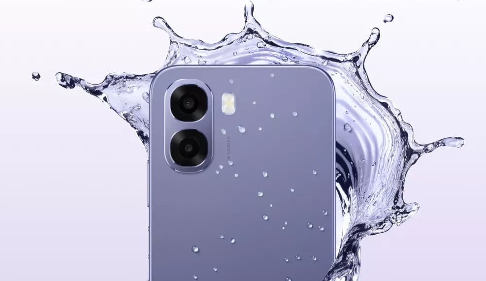 Oppo A6s 5G Water Resistant