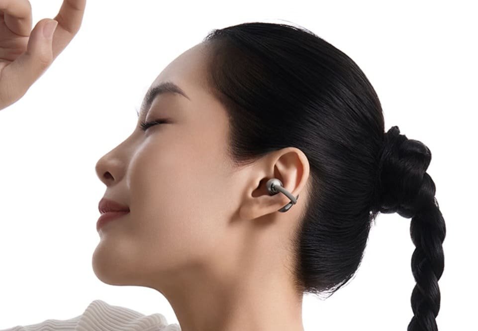 QCY C50S Clip on Earbuds 1